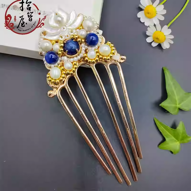 retro court pearl hair comb