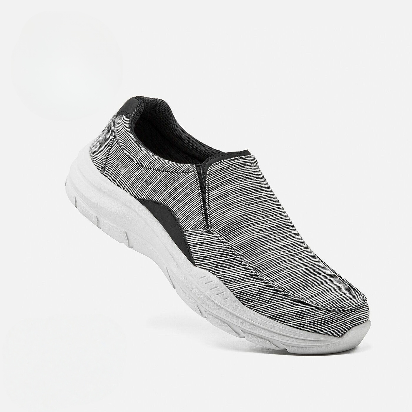  Men’s Walking Shoes for All-Day Comfort