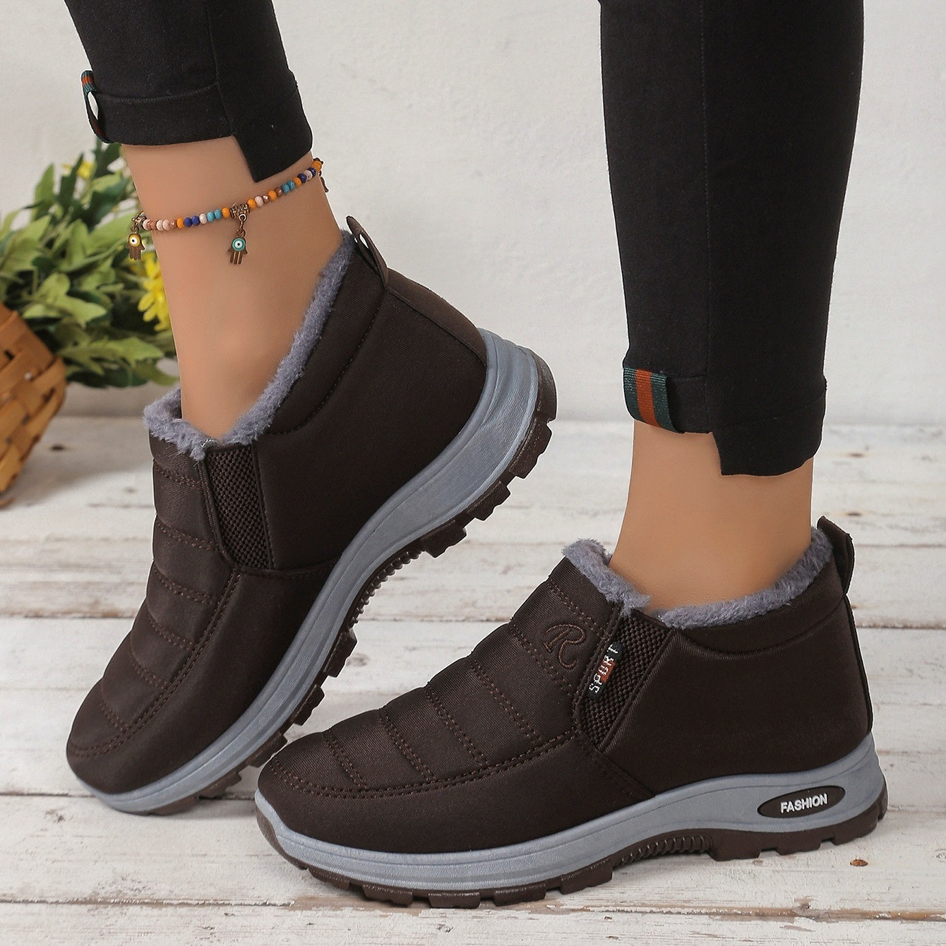 🔥Last Day Promotion 50% OFF🔥 Unisex Warm Sheepskin-Lined Boots , Easy To Wear, Comfortable When Walking