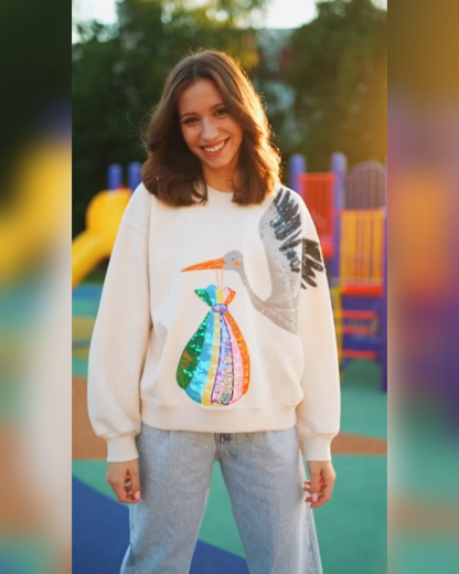 Beige Stork & Bundle Sweatshirt