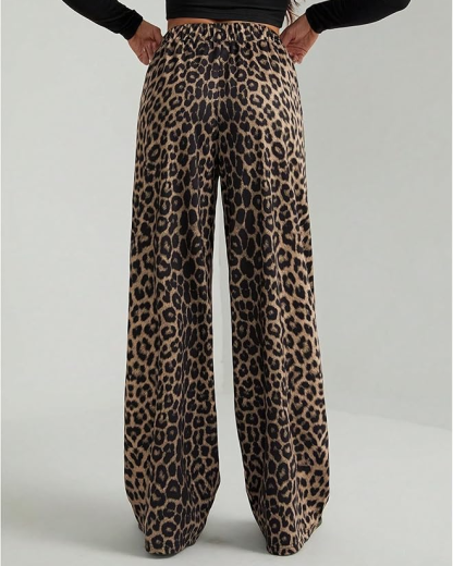 Tapered-Waist Sweatshirt with Leopard Print Wide Leg Pants set