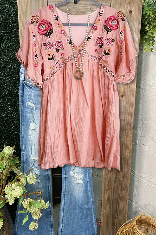 Vintage Texture Embroidered Floral Top