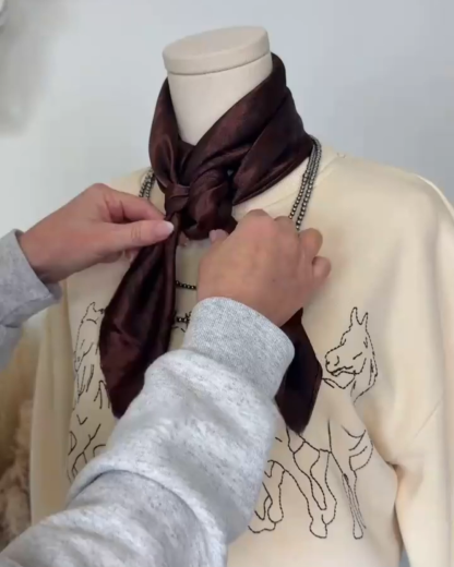 Retro Mustang Embroidered Crew Neck Sweatshirt