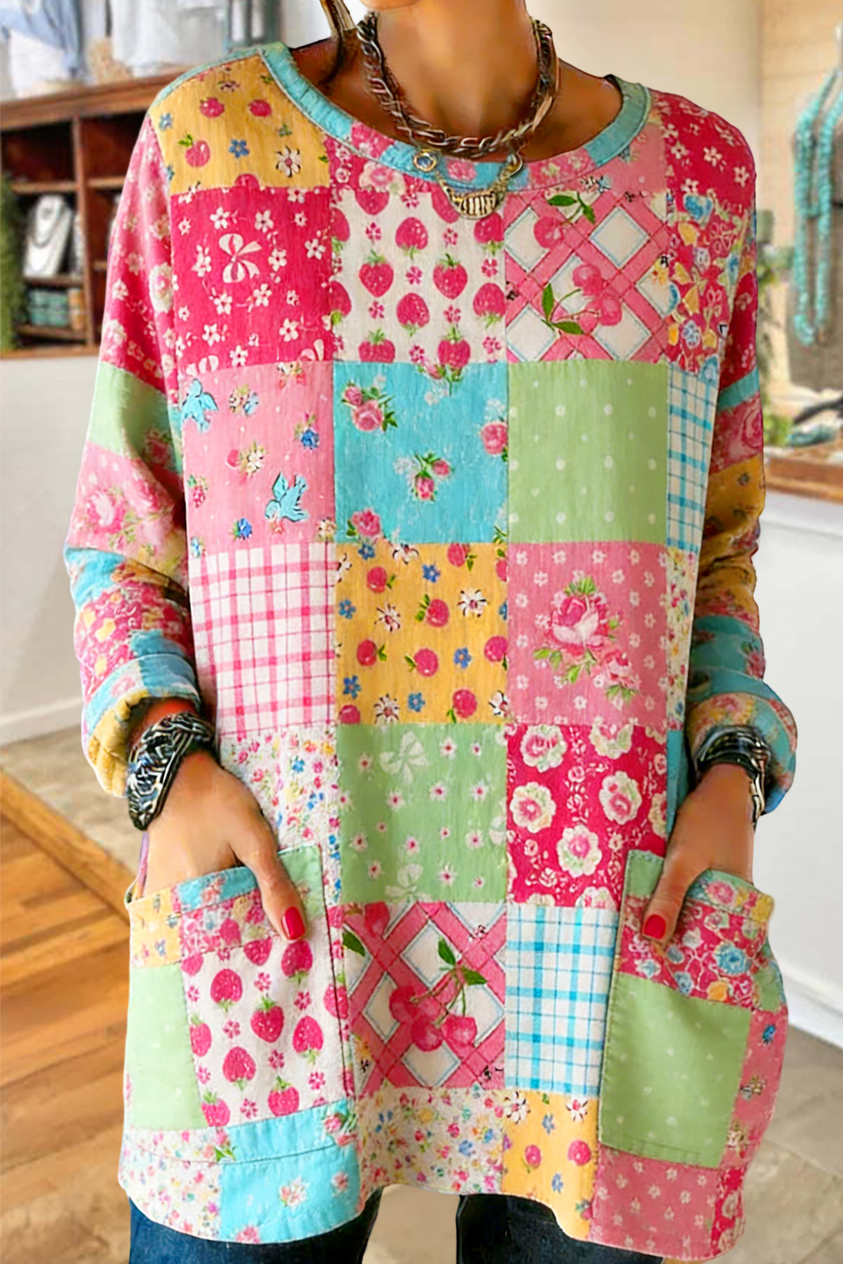 Sweet Floral Pocket Cotton T-shirt