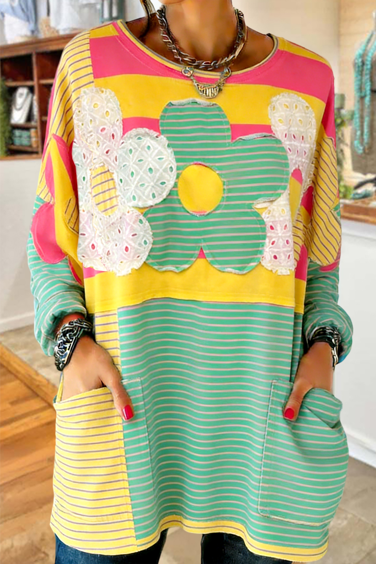 Sweet Floral Stripe Pocket Cotton T-shirt