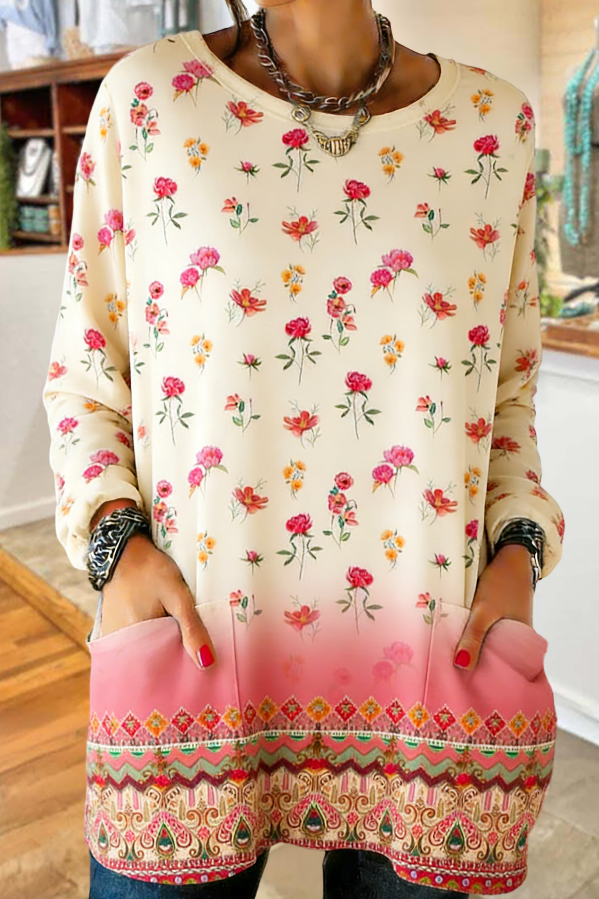 Vintage Floral Gradient Pocket Cotton T-shirt