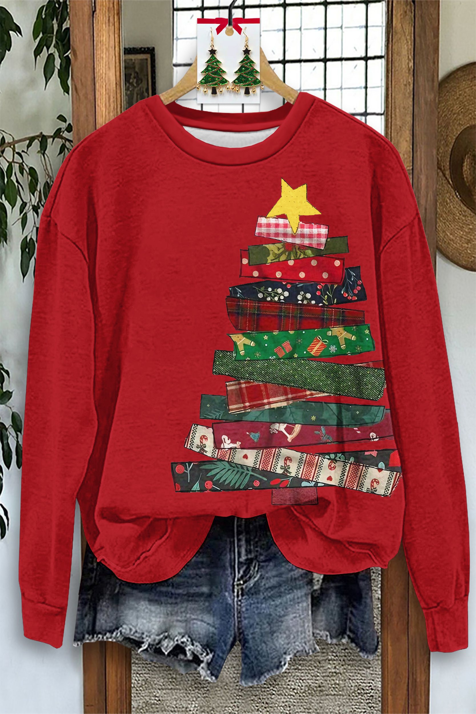 Retro Christmas Tree Sweatshirt
