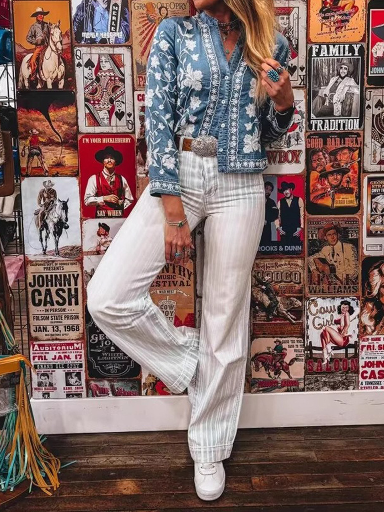 Embroidered Denim V-Neck Long-Sleeved Shirt