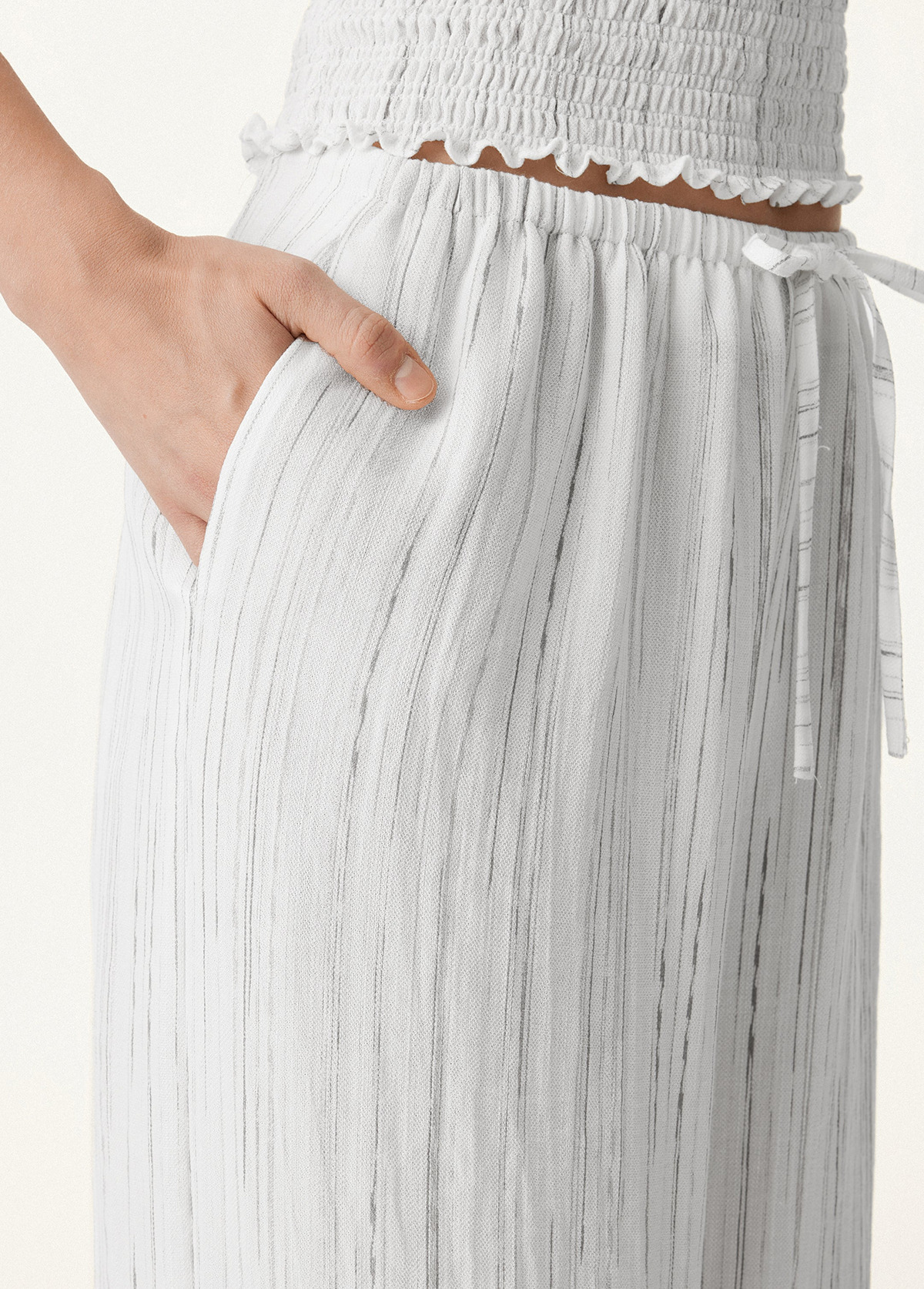Cozy And Classic Linen Striped Wide-Leg Trousers