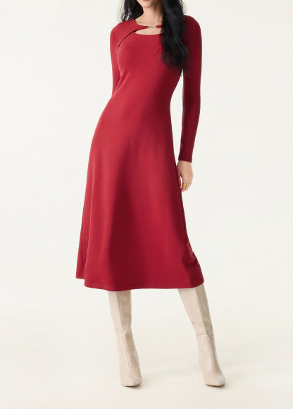 Waisted Slimming Metal Chain Detail Boat Neck Midi Brami Dress