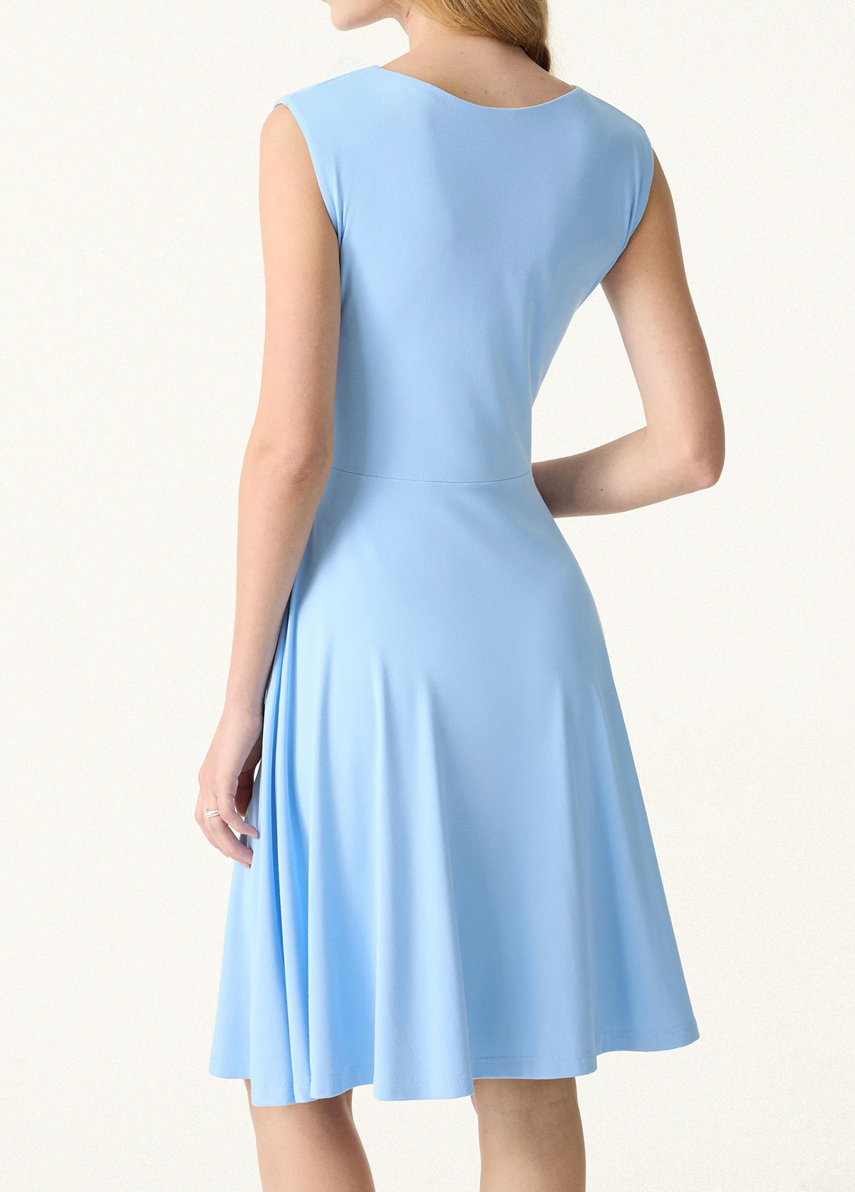 Boat Neck Waisted Slimming Brami Dress With Pockets