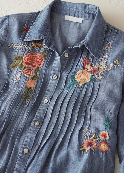 Slimming Floral Embroidery Pintucked Tencel Top