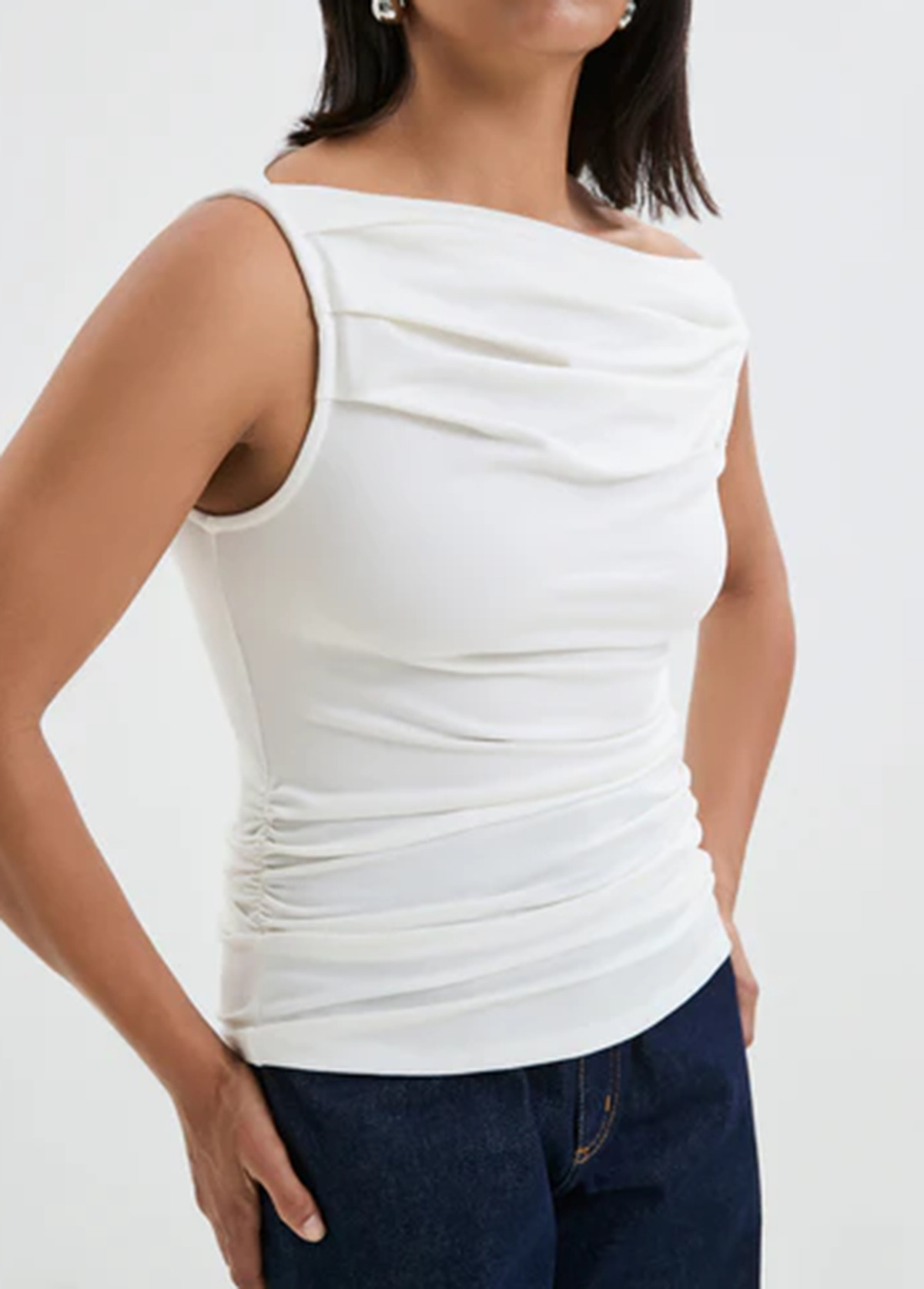 Modern Elasticity Waisted Slimming Pleated Sleeveless Top