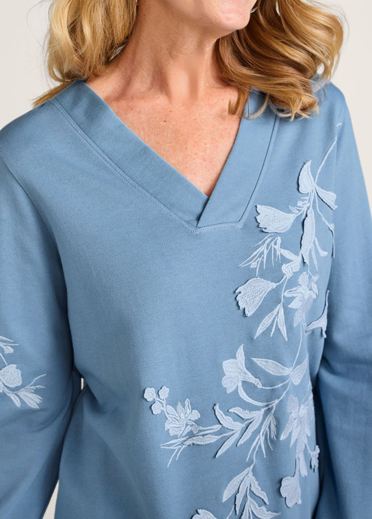 Embroidered Flowers V Neck Waisted Slimming Tunic