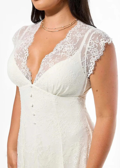 Built-In Bra Waisted Slimming Boho Floral Lace Front Slit Maxi Dress