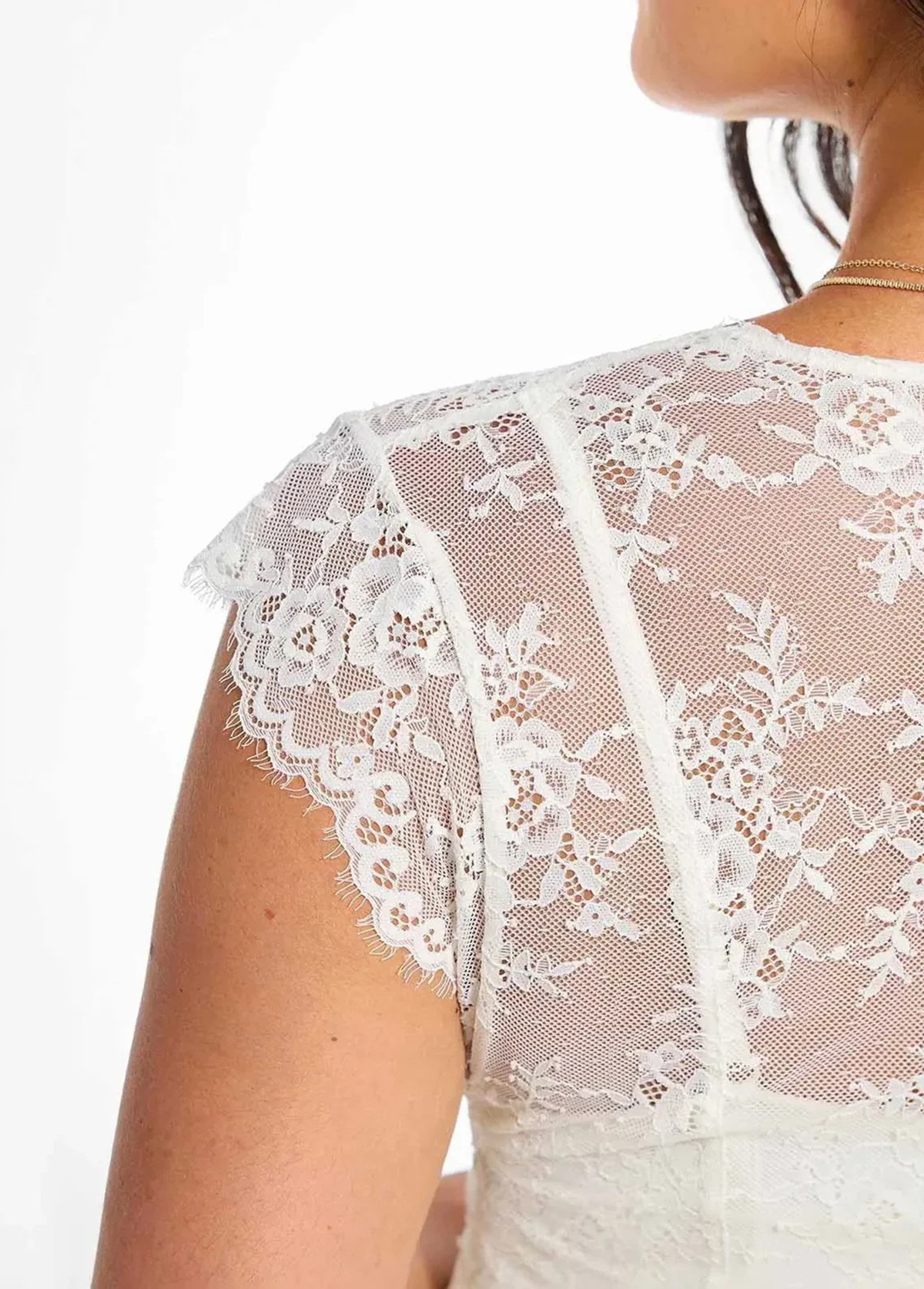 Built-In Bra Waisted Slimming Boho Floral Lace Front Slit Maxi Dress