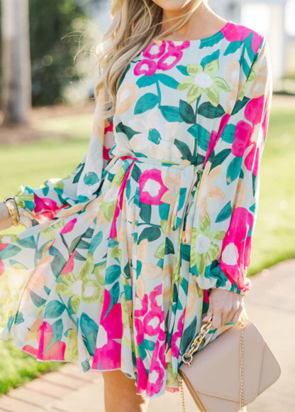 Romantic Flowy Floral Waisted Slimming Dress