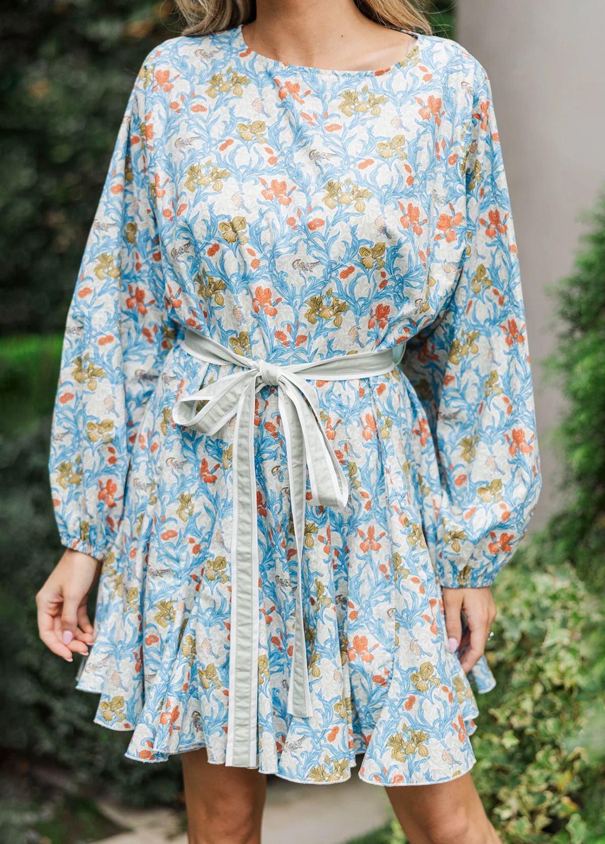 Romantic Flowy Floral Waisted Slimming Dress