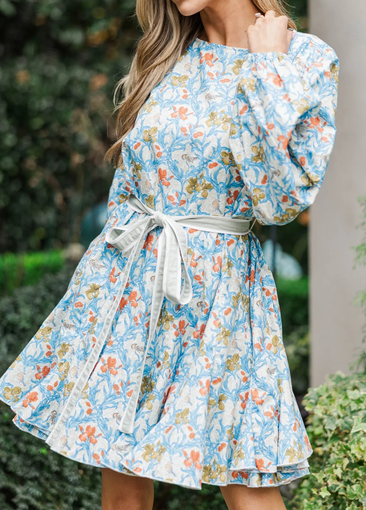 Romantic Flowy Floral Waisted Slimming Dress