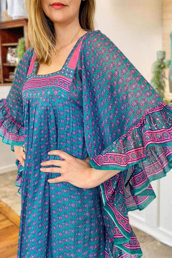 Bohemian Style Flowing Long Dress With Ruffled Sleeves