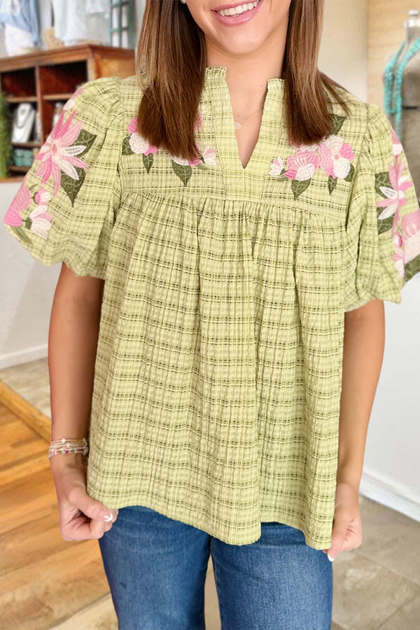Bubble-Textured Ruffle Floral Ruched Shirt