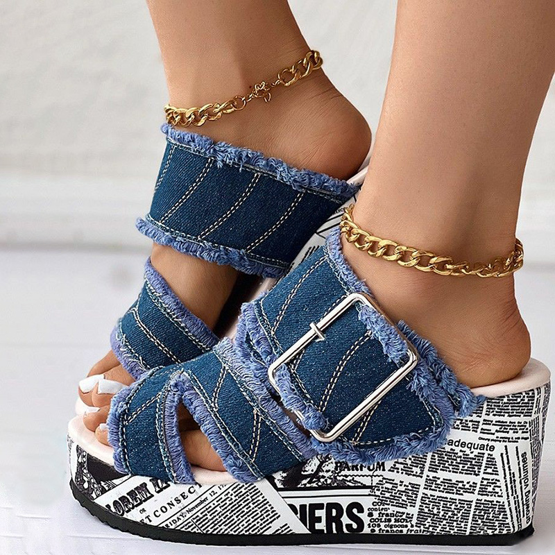 Raw Buckle Wedge Sandals