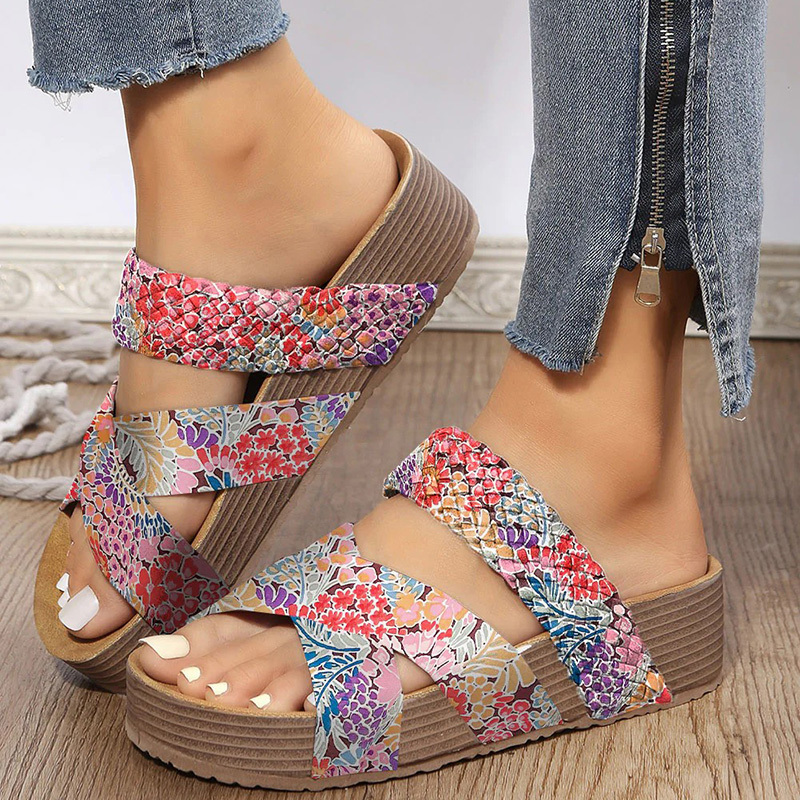 Criss-cross Braided Sandals