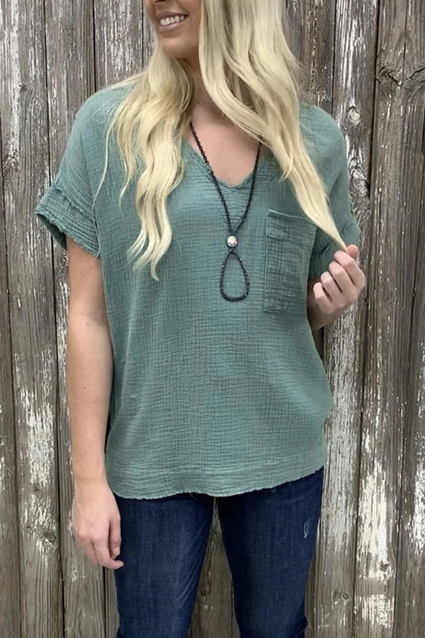 Casual V-neck Pocket T-shirt