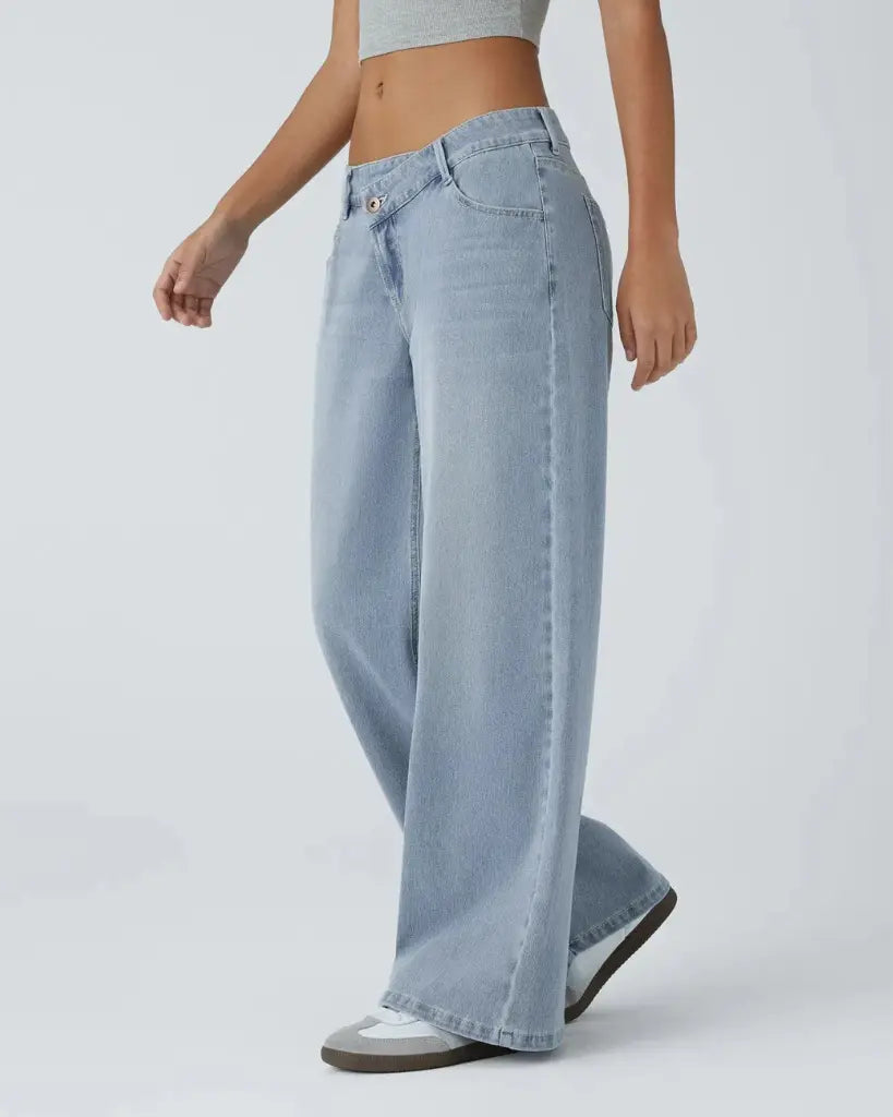 Low-Rise Comfort Jeans