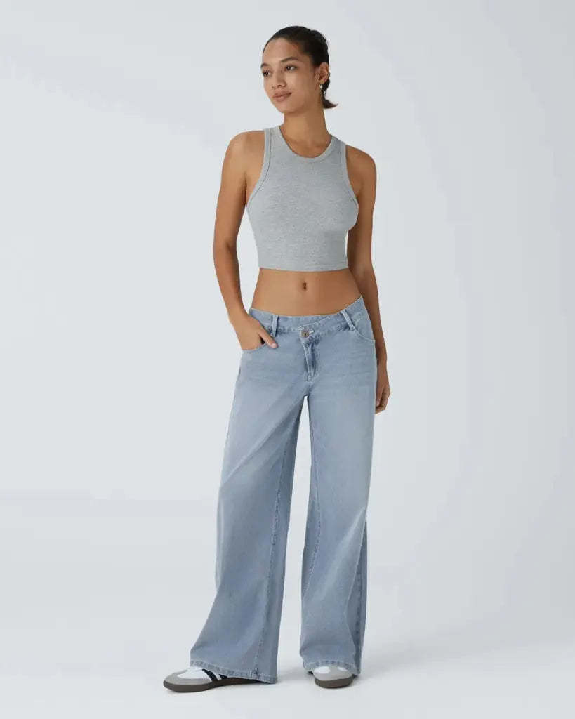 Low-Rise Comfort Jeans