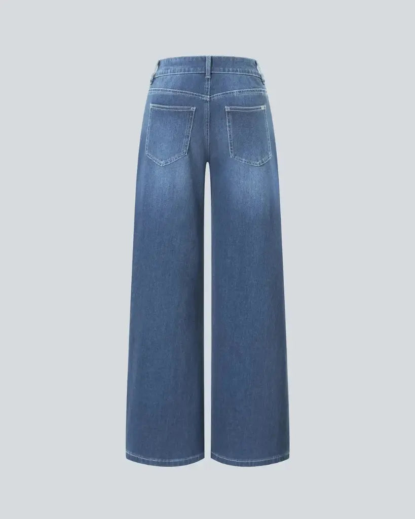 Low-Rise Comfort Jeans