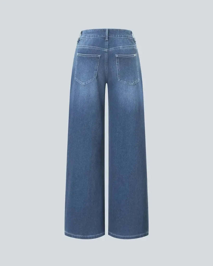 Low-Rise Comfort Jeans