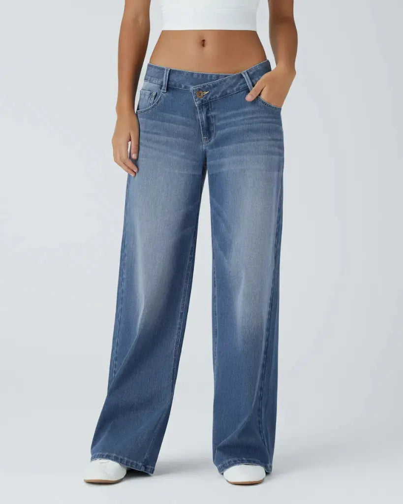 Low-Rise Comfort Jeans