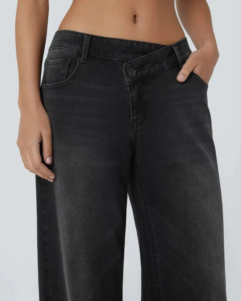 Low-Rise Comfort Jeans