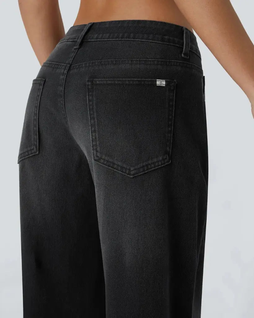 Low-Rise Comfort Jeans