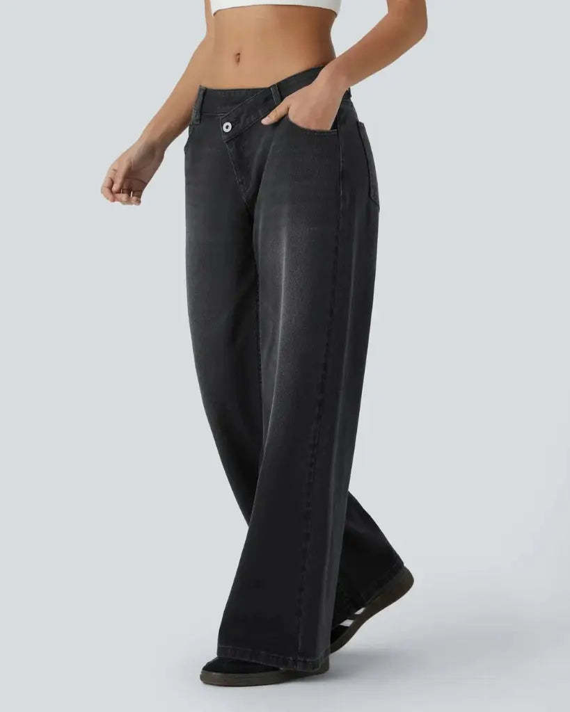 Low-Rise Comfort Jeans