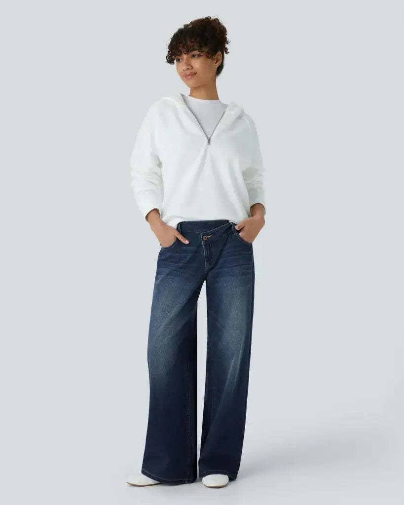Low-Rise Comfort Jeans