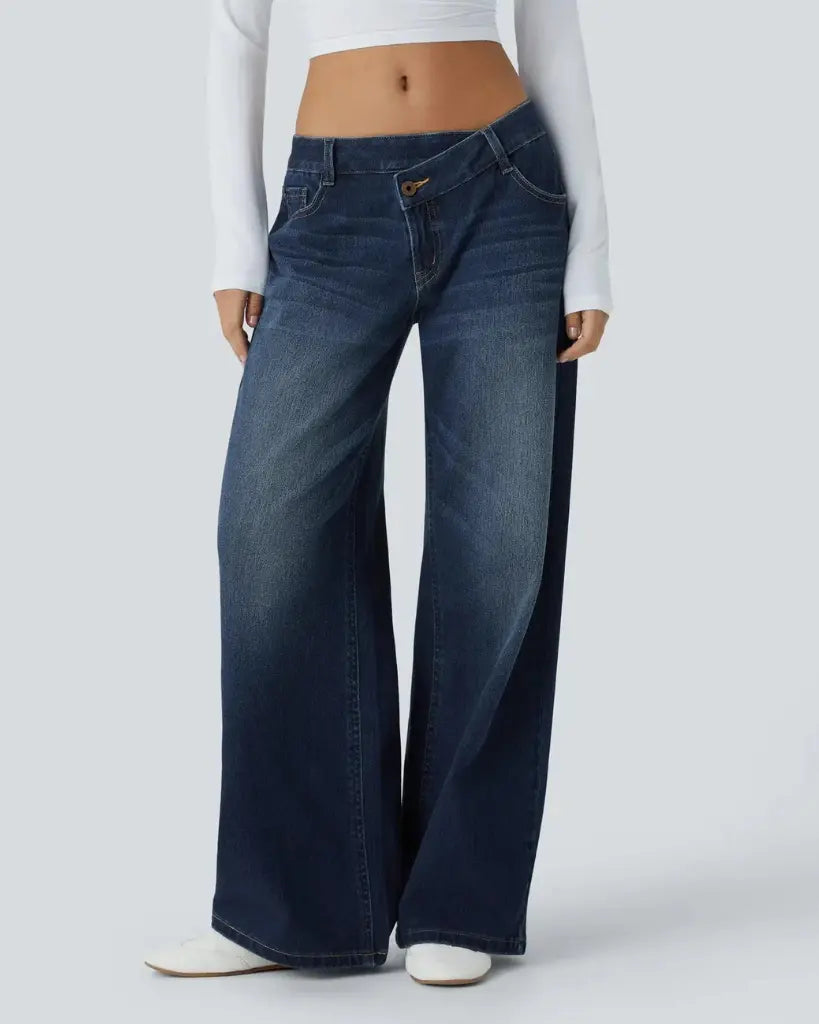 Low-Rise Comfort Jeans