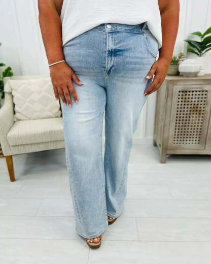 High-Rise Vintage Straight Jeans