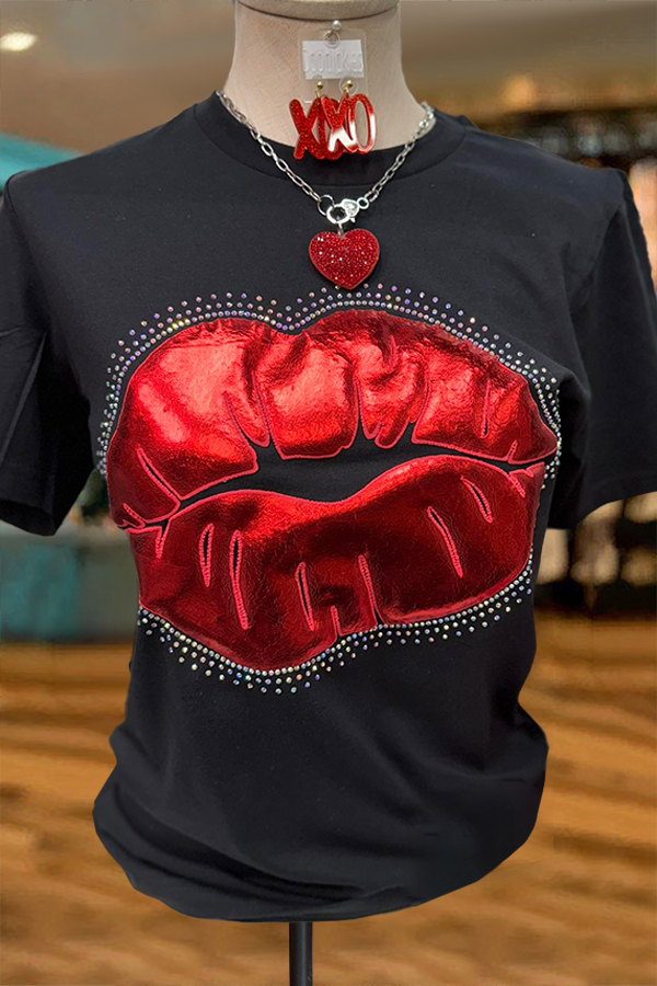 Valentine's Day Lip Print T-Shirt.