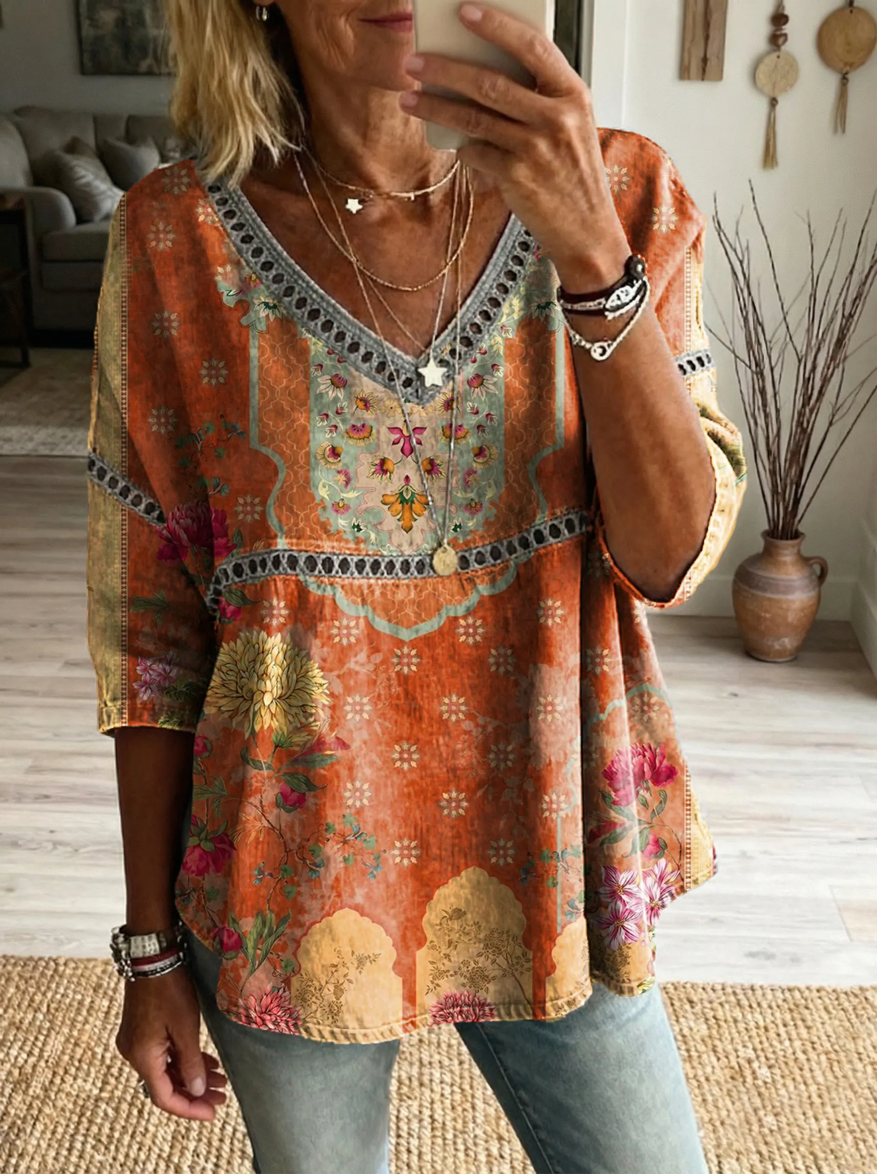 Women's Bohemian Ethnic Tattoo Floral Art Print Casual V-Neck Hollow-Out Top