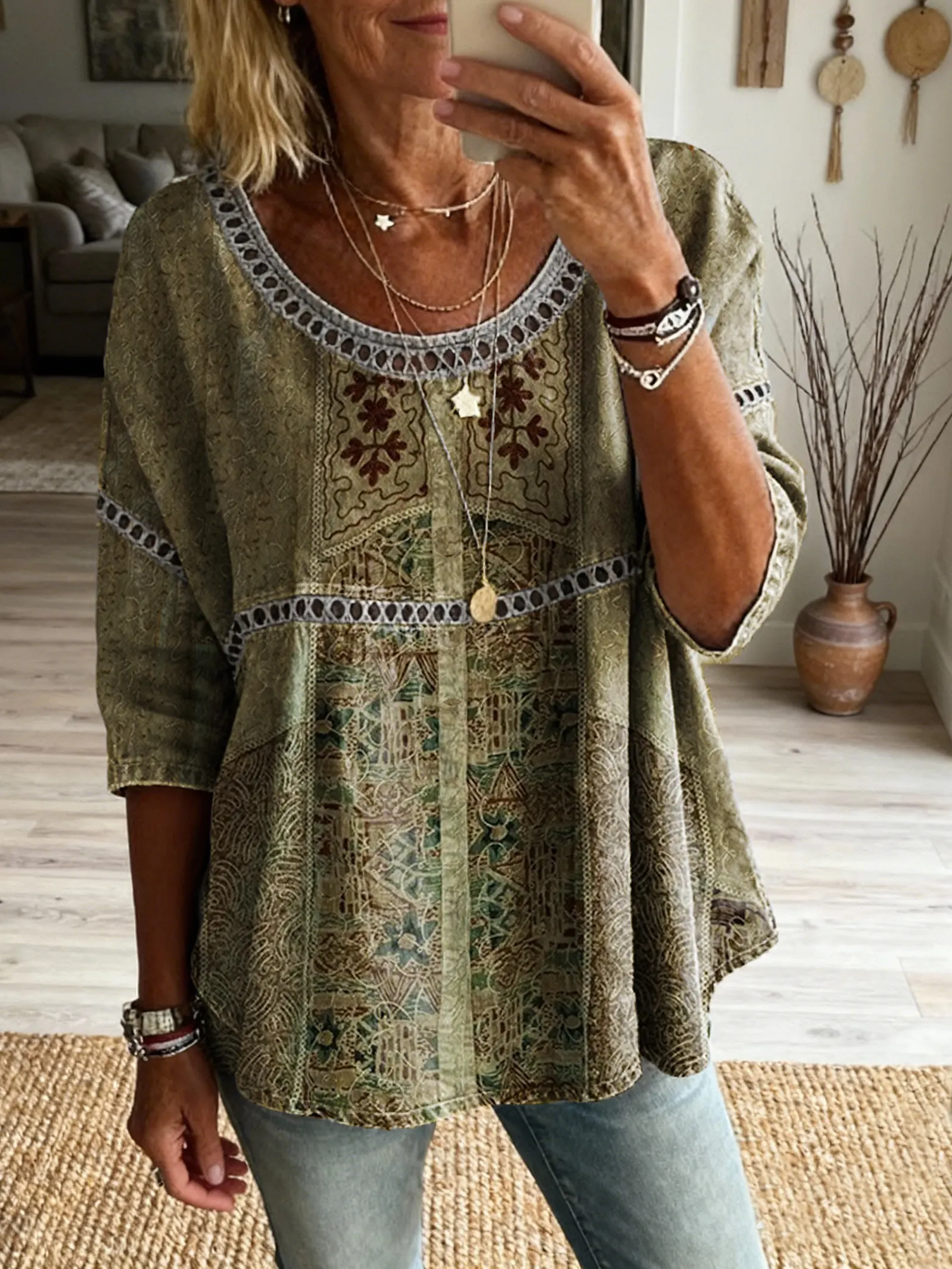 Women's Retro Ethnic Pattern Art Print Casual Round Neck Lace-up Top