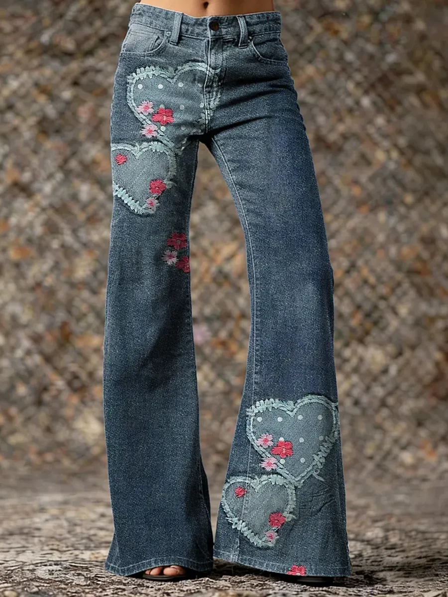 Women's Heart-Pattern Art Print Washed Denim Jeans