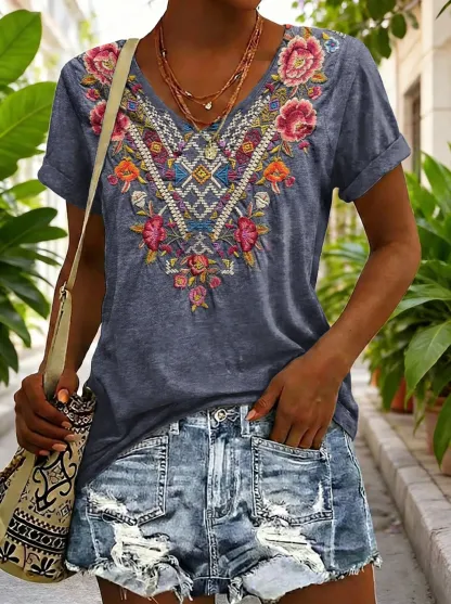 Women's Bohemian Floral Art Print V-neck Casual T-shirt