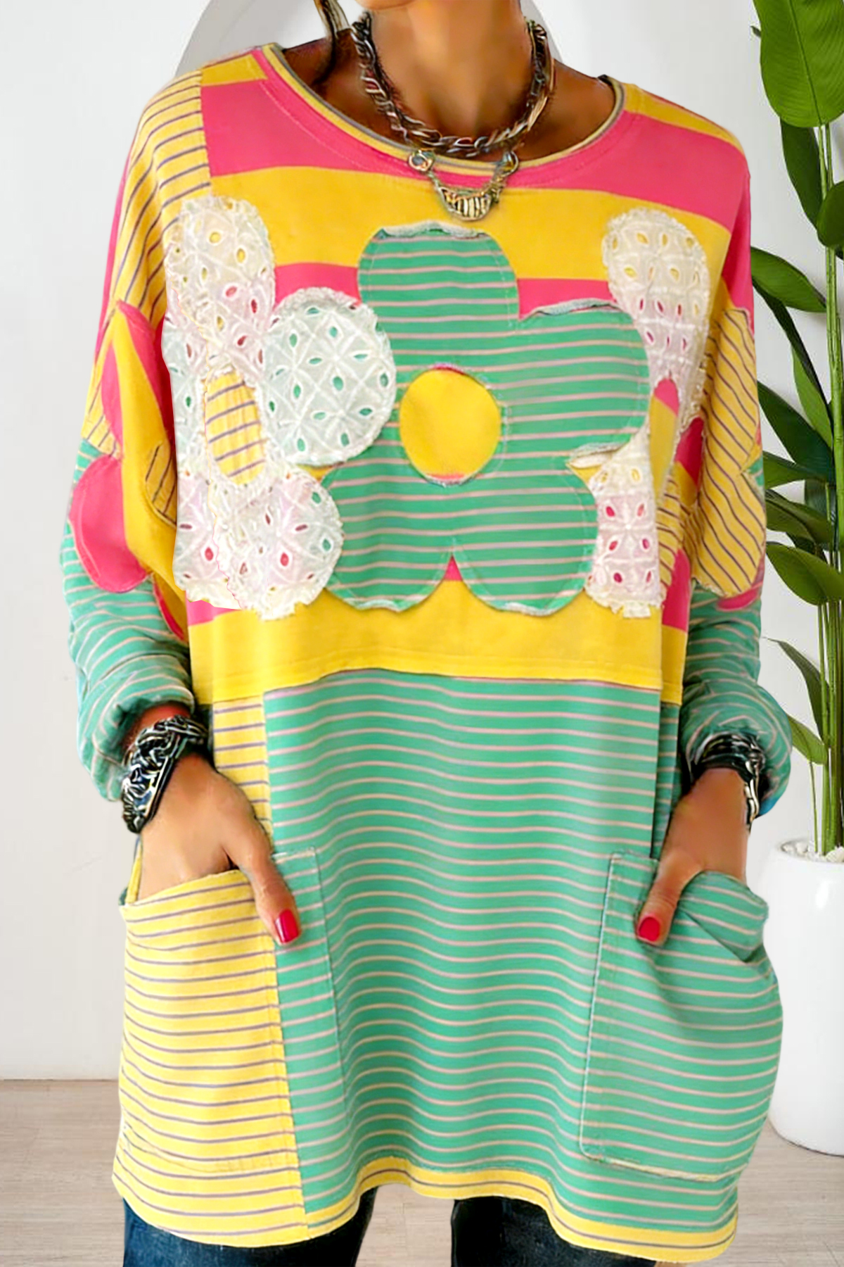 Sweet Floral Stripe Pocket Cotton T-shirt