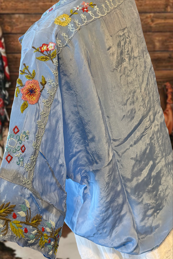 Spring Garden Butterfly Flower Top