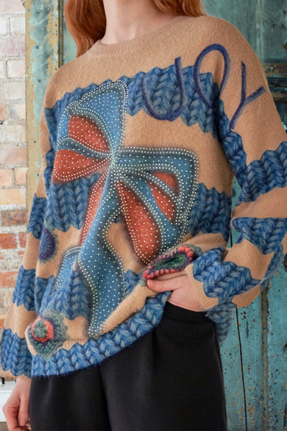 Retro Bow-Tie Round Neck Knit Sweater