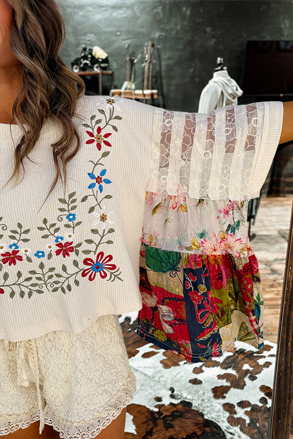 Pretty Floral Lace Ribbed Patchwork Top