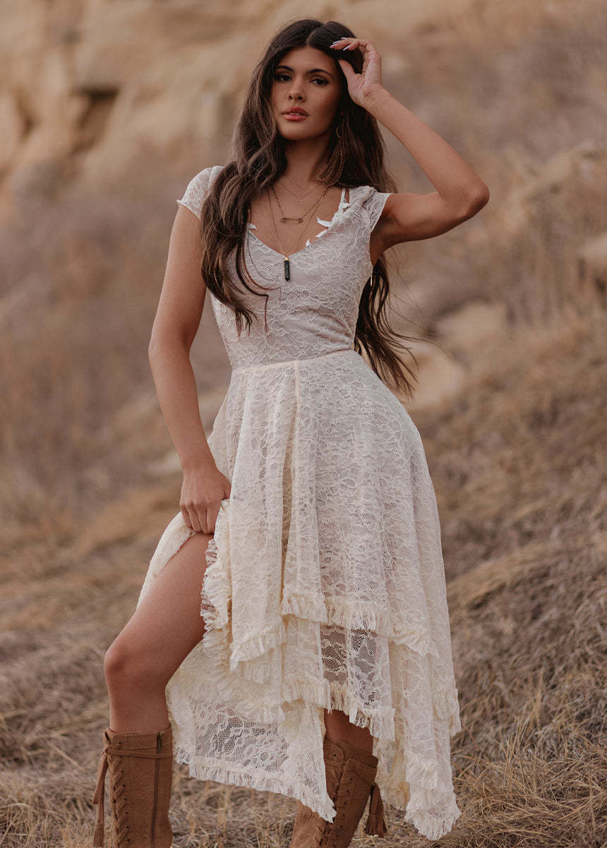 Fernilia Dress in Ecru