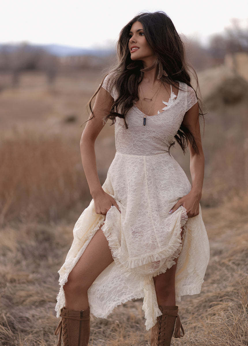 Fernilia Dress in Ecru